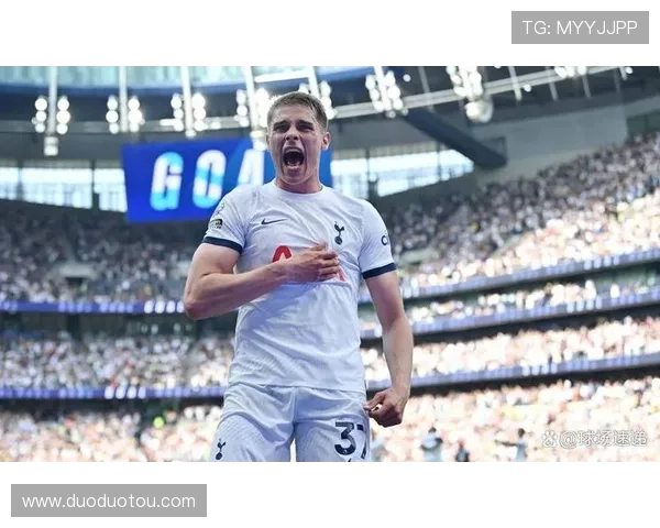 弗兰克盛赞范德芬展望未来俱乐部前景光明令人期待